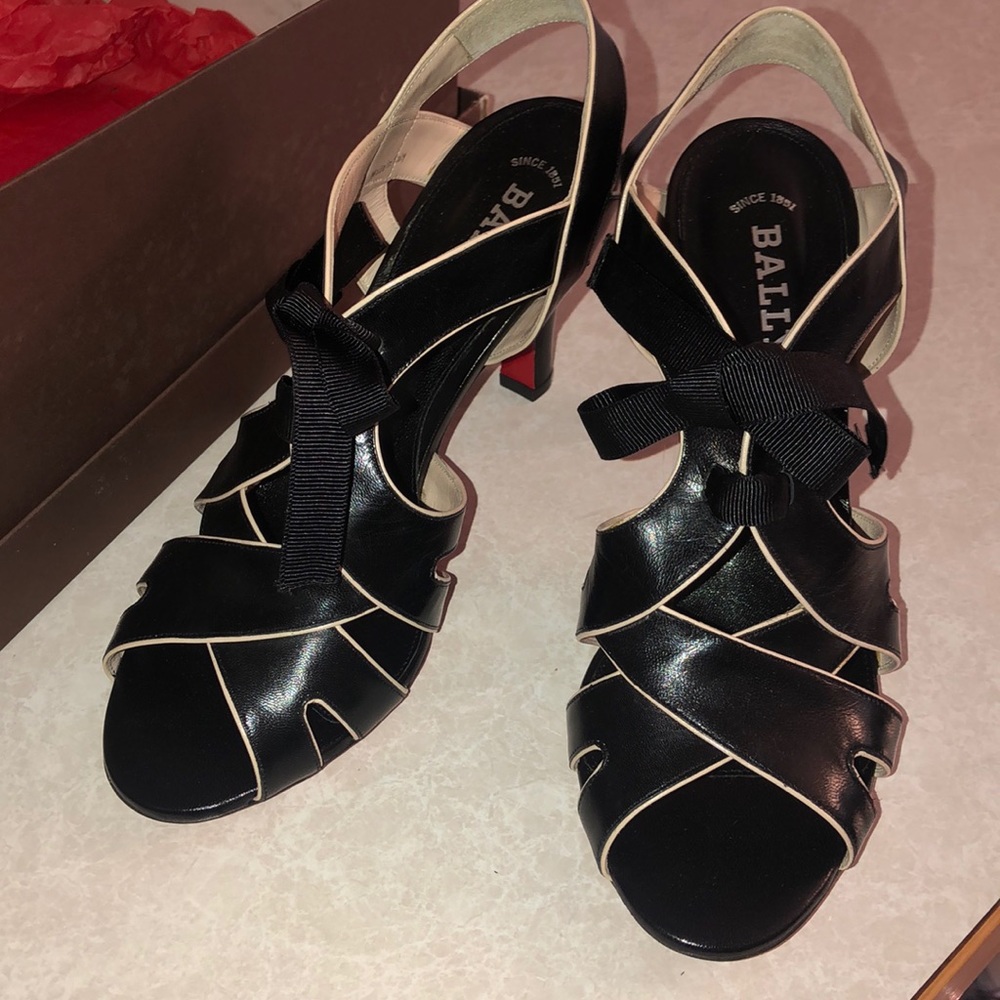 BALLY Black Leather Heels Size 8.5
